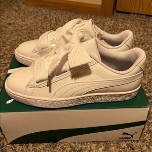 Puma white womans 9